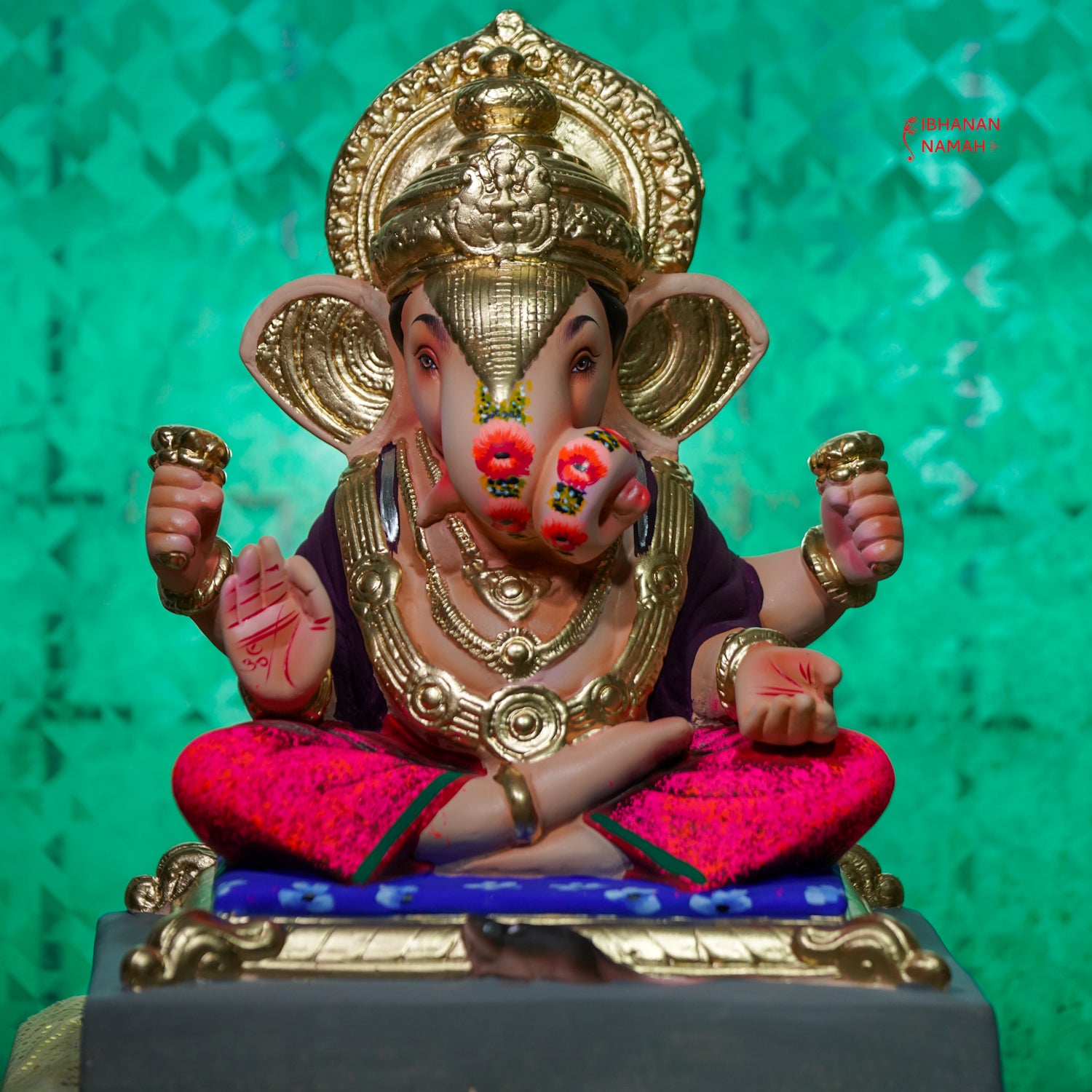 Ojaswate Murti ( 18 inch )