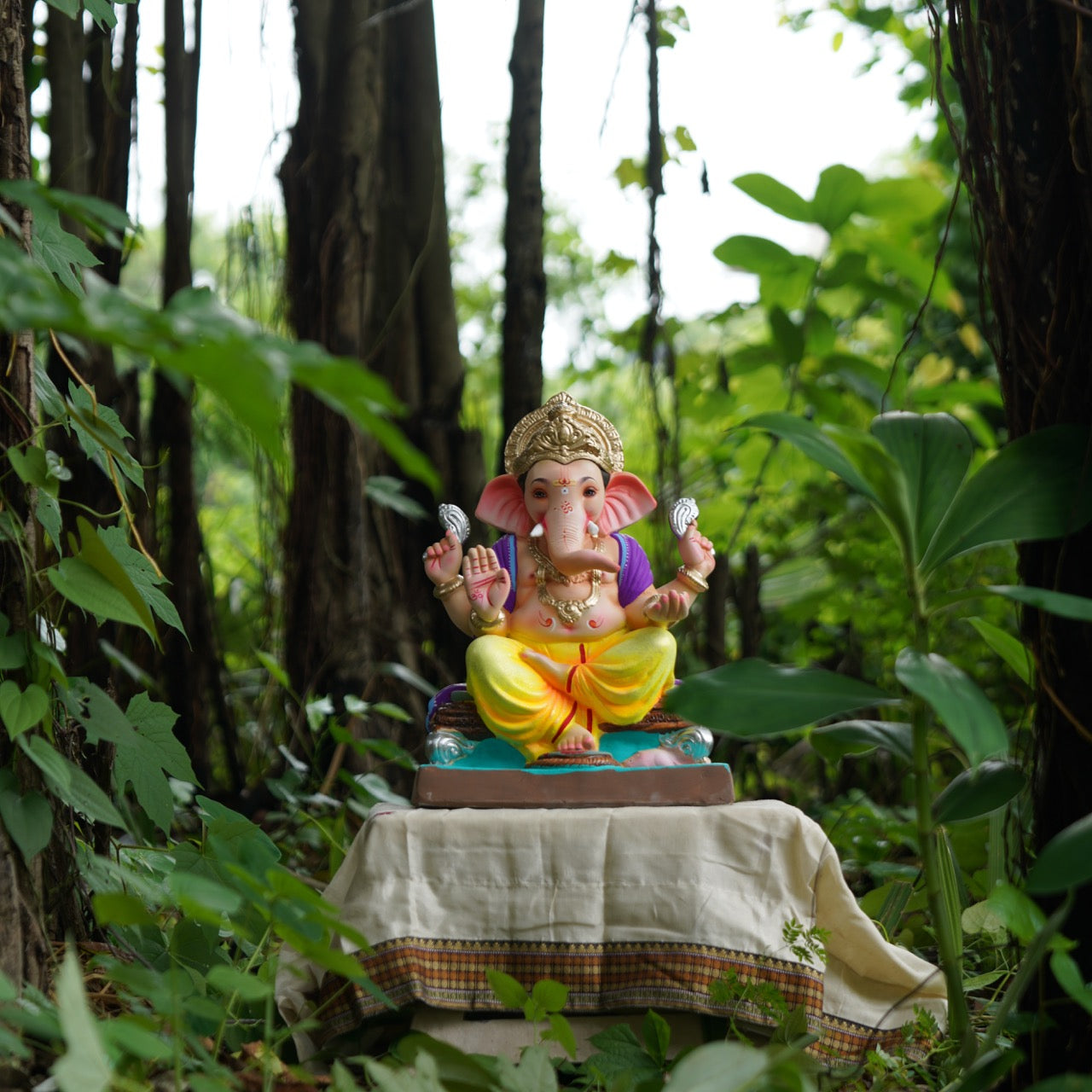 Veling Ganesh Murti ( 18 inch )