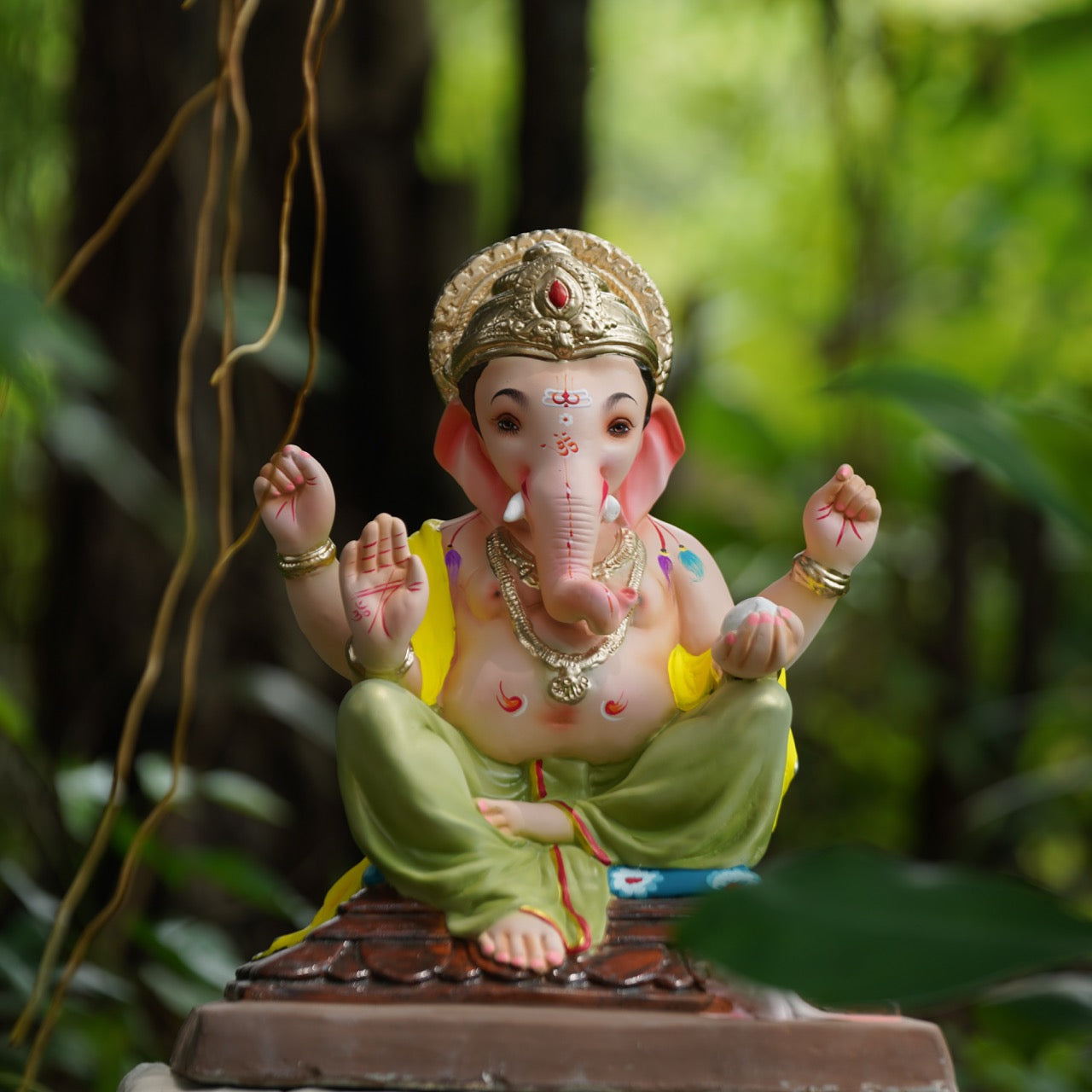Veling Ganesh Murti ( 18 inch )
