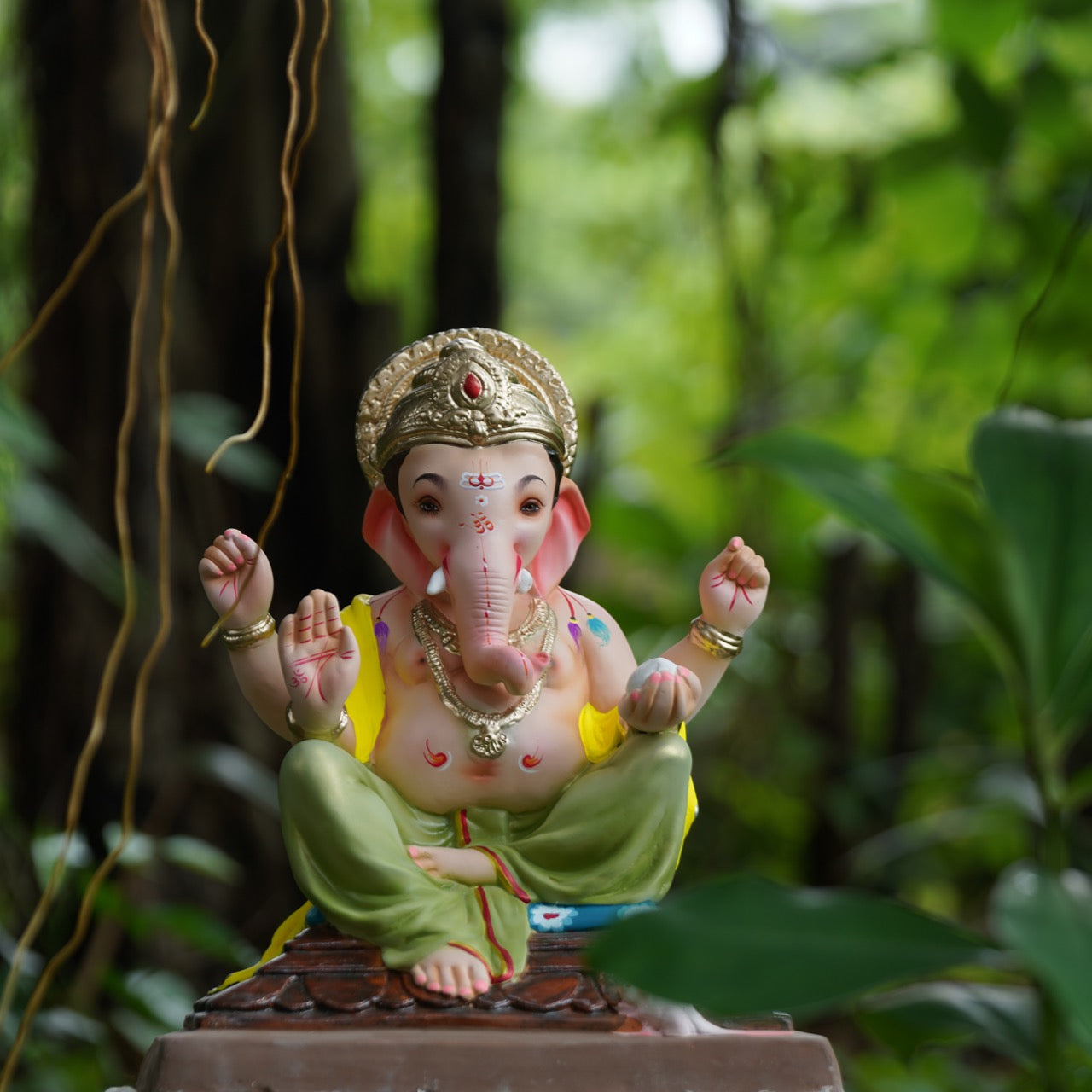 Veling Ganesh Murti ( 18 inch )