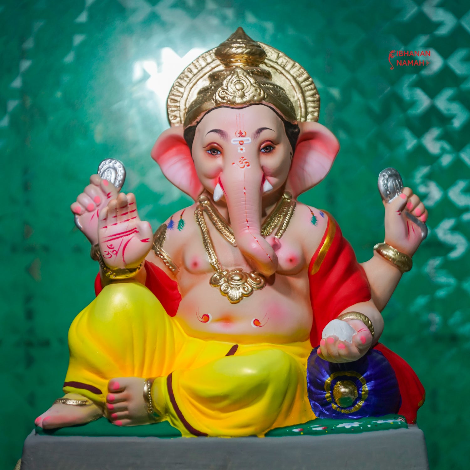 Krishapingaksha Ganesh Murti ( 18 inch )