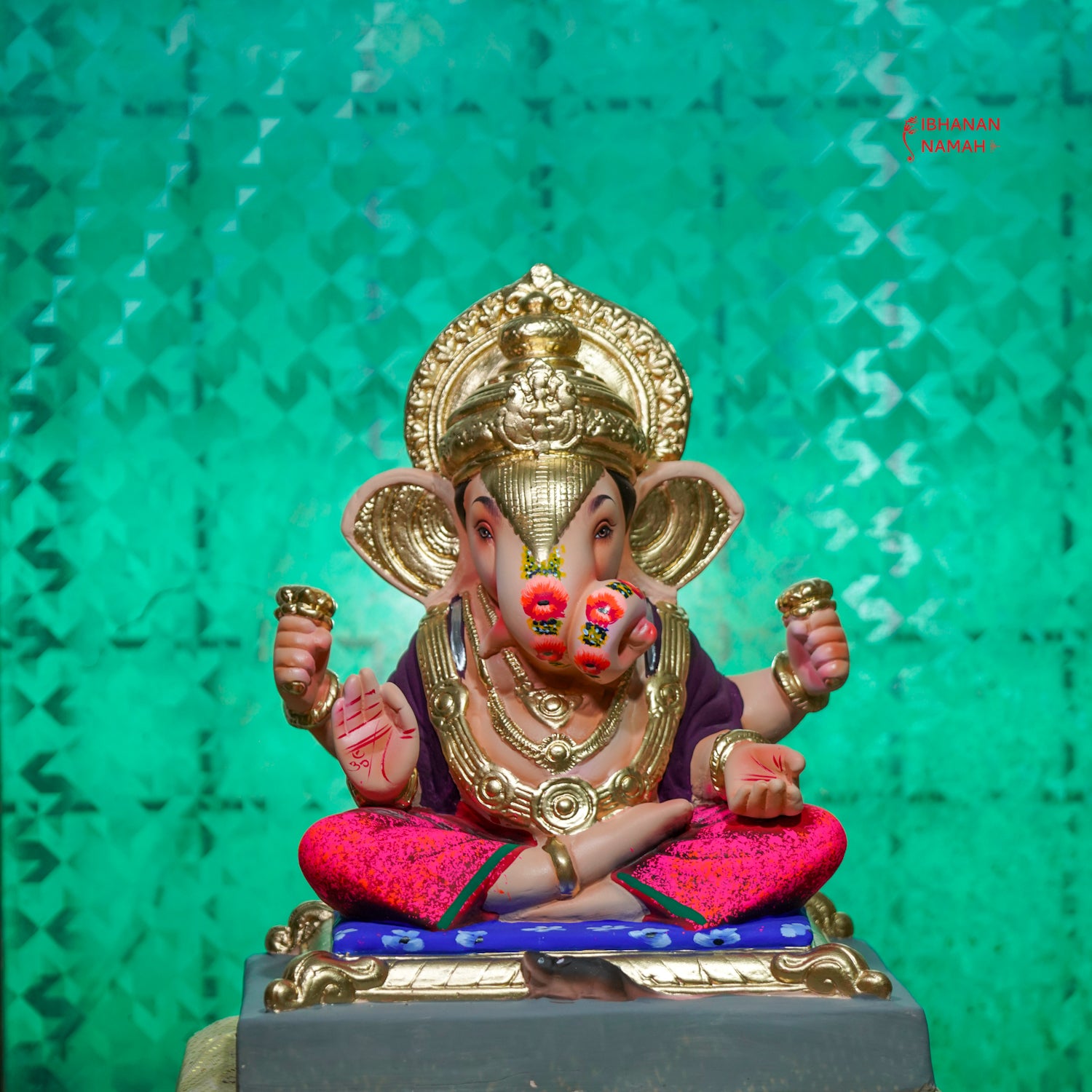 Ojaswate Murti ( 18 inch )